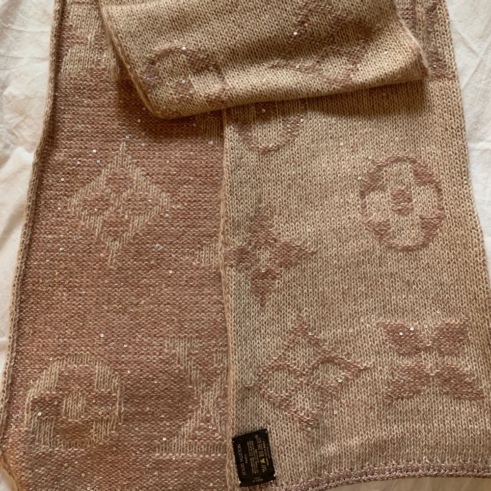 Louis Vuitton Winter Scarf